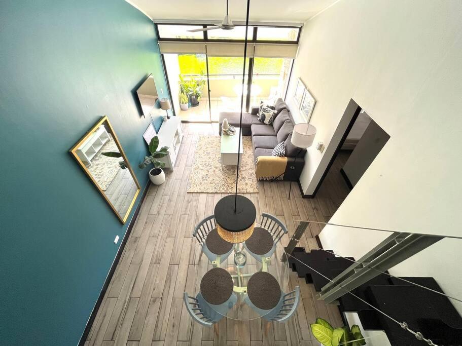 Cr Mariposa Rentals Lakeview Penthouse With Office Space, Pool, Gym, Tennis Santa Ana  Exteriör bild